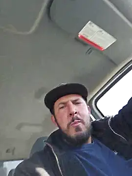 Snapshot of UncutHammer69 chatting on 03-10-25, 05:07 UncutHammer69 online show from 03-10-25, 05:07