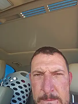 Snapshot of UncutHammer69 chatting on 10-13-25, 07:14 UncutHammer69 online show from 10-13-25, 07:14