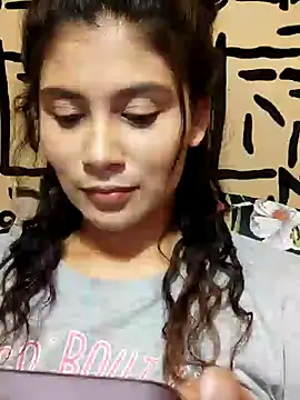 Snapshot of kinky_mila@xh chatting on 01-23-25, 04:30 kinky milaxh online show from 01-23-25, 04:30