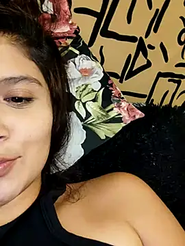 Snapshot of kinky_mila@xh chatting on 02-26-25, 03:53 kinky milaxh online show from 02-26-25, 03:53