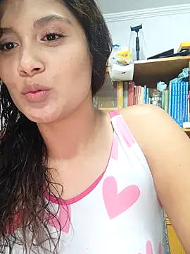 Snapshot of kinky_mila@xh chatting on 03-12-25, 01:47 kinky milaxh online show from 03-12-25, 01:47