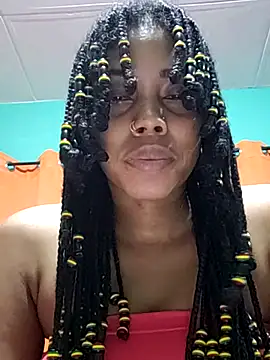 Snapshot of HONEYSWEETS_LIVE chatting on 10-30-25, 06:15 HONEYSWEETS LIVE online show from 10-30-25, 06:15