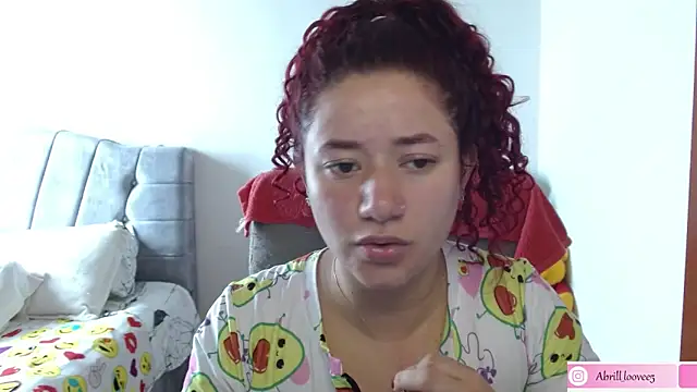 Snapshot of abril_love2 chatting on 04-07-26, 05:35 abril love2 online show from 04-07-26, 05:35