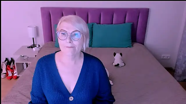 Snapshot of sabrinamacmarren chatting on 09-20-25, 05:47 sabrinamacmarren online show from 09-20-25, 05:47