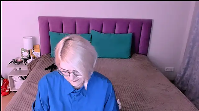 Snapshot of sabrinamacmarren chatting on 10-30-25, 03:35 sabrinamacmarren online show from 10-30-25, 03:35