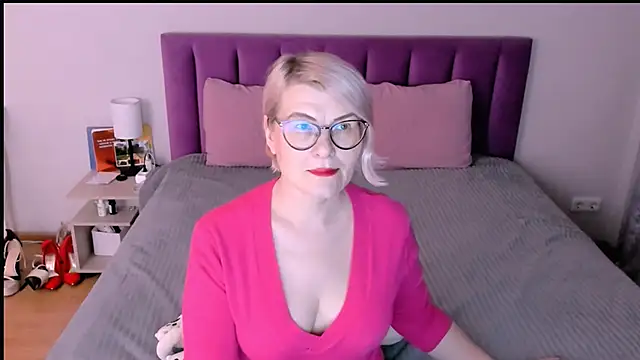 Snapshot of sabrinamacmarren chatting on 12-03-25, 03:21 sabrinamacmarren online show from 12-03-25, 03:21