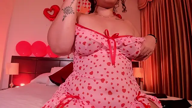 Snapshot of matilda_69x chatting on 02-15-25, 01:53 matilda 69x online show from 02-15-25, 01:53