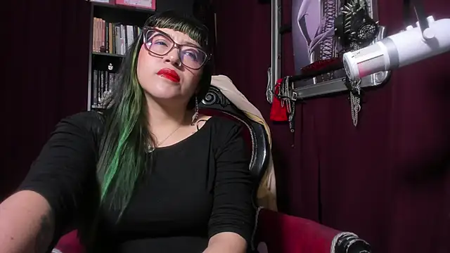 MeGoddesSara online show from 05-26-26, 03:35