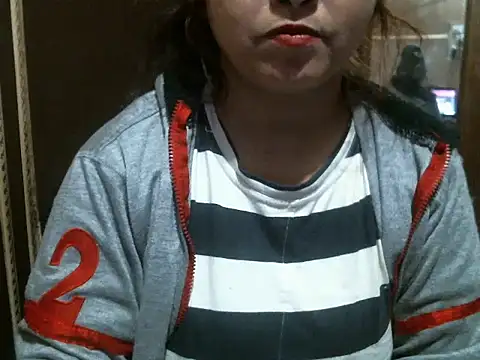 Snapshot of UrsMansi chatting on 01-18-26, 06:28 UrsMansi online show from 01-18-26, 06:28