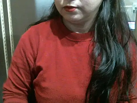 Snapshot of UrsMansi chatting on 02-05-26, 03:44 UrsMansi online show from 02-05-26, 03:44