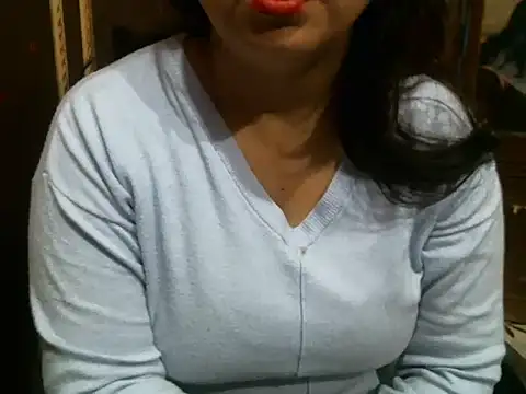 Snapshot of UrsMansi chatting on 02-15-26, 03:36 UrsMansi online show from 02-15-26, 03:36