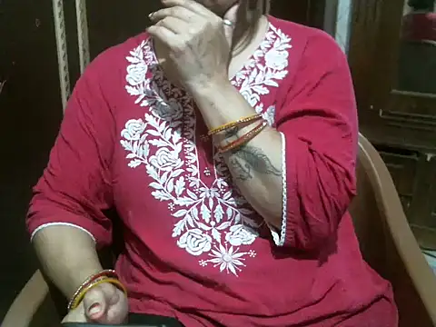 UrsMansi online show from 04-17-26, 05:54