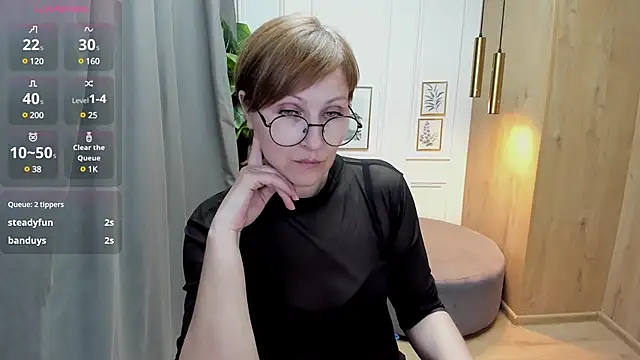 Snapshot of Paris_Cherry chatting on 03-12-25, 04:35 Paris Cherry online show from 03-12-25, 04:35