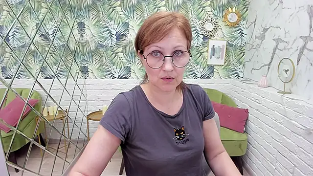 Snapshot of Paris_Cherry chatting on 03-18-25, 11:09 Paris Cherry online show from 03-18-25, 11:09