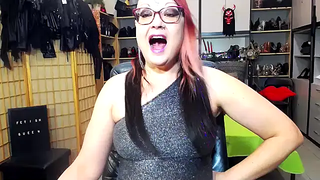 LindaDaemonX online show from 01-18-26, 07:56