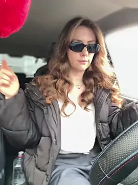 MariiD online show from 03-18-26, 07:00