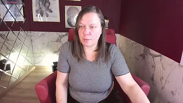 KellyPerfection online show from 04-23-26, 05:52