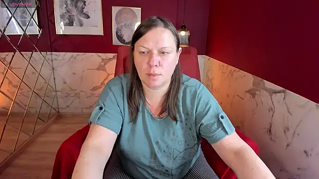 Snapshot of KellyPerfection chatting on 06-07-26, 08:40 KellyPerfection online show from 06-07-26, 08:40