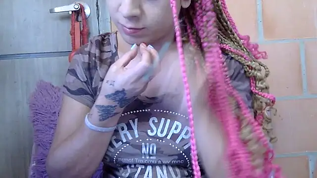 Snapshot of pamelasophia19 chatting on 07-03-26, 06:47 pamelasophia19 online show from 07-03-26, 06:47