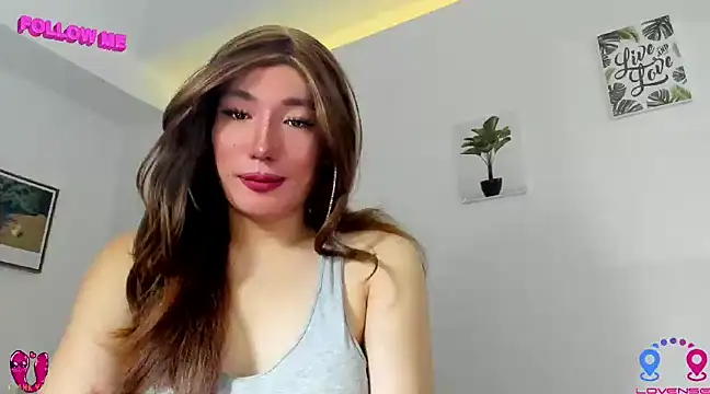 Snapshot of hottycrishina chatting on 12-28-24, 07:11 hottycrishina online show from 12-28-24, 07:11