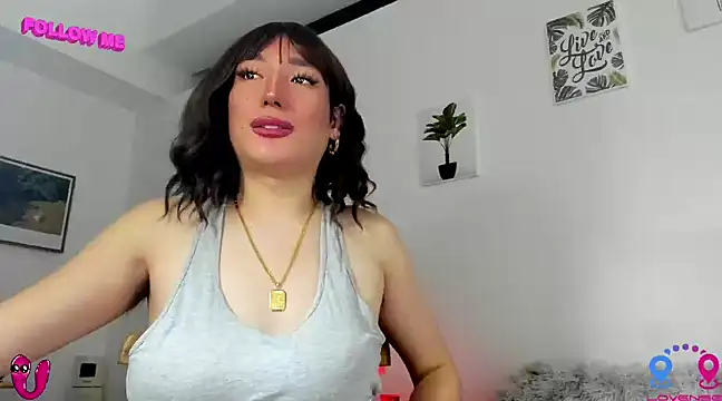 Snapshot of hottycrishina chatting on 03-01-25, 10:24 hottycrishina online show from 03-01-25, 10:24