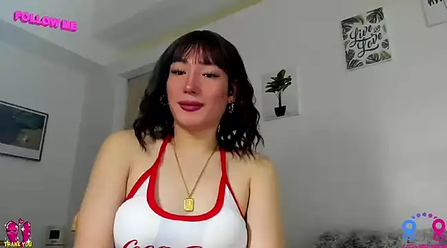 Snapshot of hottycrishina chatting on 03-05-25, 01:10 hottycrishina online show from 03-05-25, 01:10