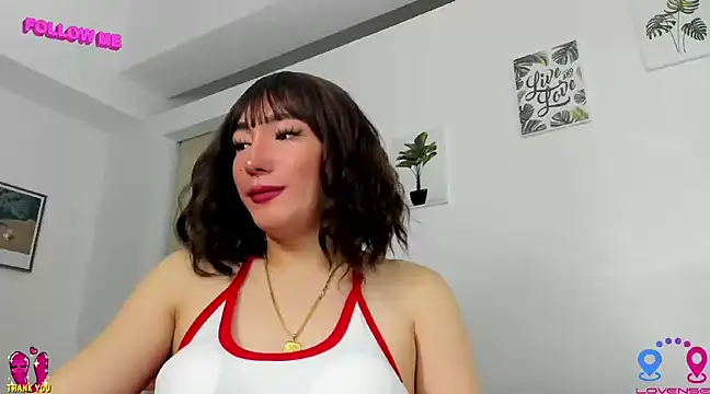 Snapshot of hottycrishina chatting on 03-20-25, 08:31 hottycrishina online show from 03-20-25, 08:31