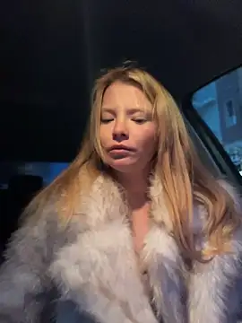 AnastasiaAniess online show from 04-13-26, 06:13