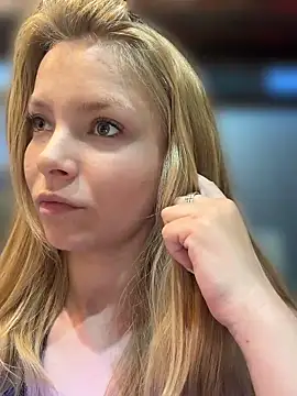 AnastasiaAniess online show from 04-27-26, 06:50