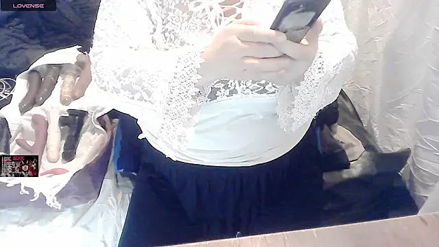 Snapshot of tatli_bela chatting on 02-05-25, 01:22 tatli bela online show from 02-05-25, 01:22