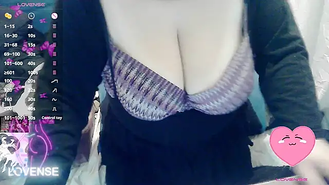 Snapshot of tatli_bela chatting on 02-05-25, 07:31 tatli bela online show from 02-05-25, 07:31