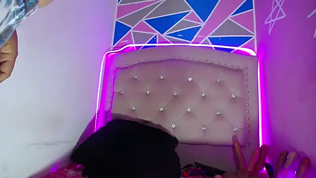 Snapshot of violetaass chatting on 07-24-26, 11:47 violetaass online show from 07-24-26, 11:47