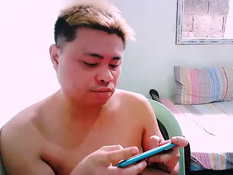 Snapshot of SirViceBoy2020 chatting on 01-16-25, 12:34 SirViceBoy2020 online show from 01-16-25, 12:34