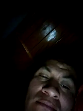 Snapshot of gusaven chatting on 09-15-25, 09:15 gusaven online show from 09-15-25, 09:15