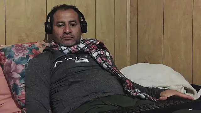 dantehot2020 online show from 12-19-24, 12:45