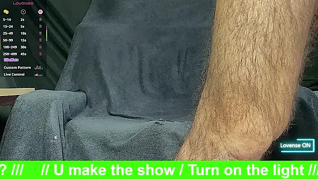 Snapshot of el_barba1 chatting on 06-08-26, 11:49 el barba1 online show from 06-08-26, 11:49