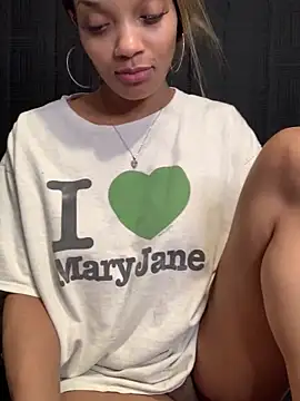 Rakiyahcharms online show from 01-26-25, 05:45