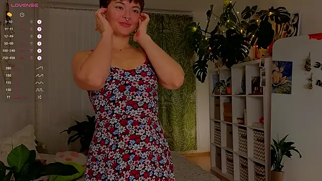 lana sky online show from 11-06-25, 04:41