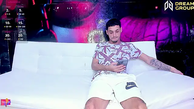 AmazingPartys online show from 11-11-25, 02:33