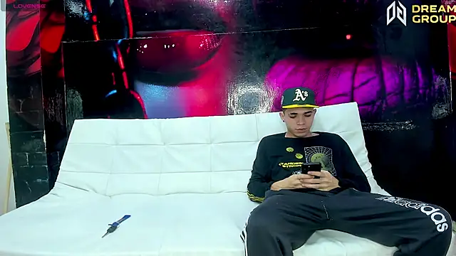 AmazingPartys online show from 04-09-26, 07:41