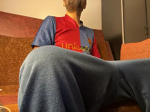 Snapshot of MarkReeds chatting on 02-04-25, 09:28 MarkReeds online show from 02-04-25, 09:28