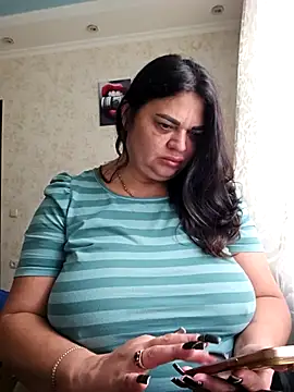 littleRikka online show from 09-29-25, 08:41