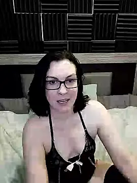 DesreRose online show from 09-13-25, 12:21