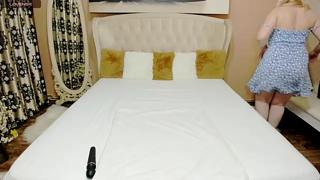 AnneRainn online show from 03-29-26, 10:10