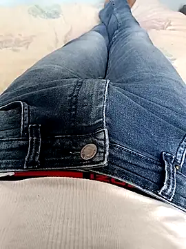 Snapshot of Babyucum4me chatting on 11-05-25, 07:30 Babyucum4me online show from 11-05-25, 07:30