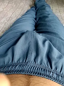 Snapshot of Babyucum4me chatting on 12-14-25, 09:03 Babyucum4me online show from 12-14-25, 09:03