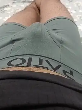 Babyucum4me online show from 05-04-26, 04:14