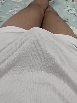 Babyucum4me online show from 05-05-26, 05:32