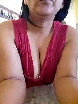 Snapshot of HotSpicyGujju chatting on 11-11-25, 10:04 HotSpicyGujju online show from 11-11-25, 10:04