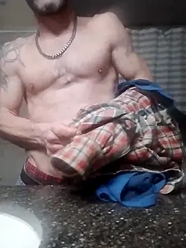 Snapshot of ThickDMatty@xh chatting on 03-11-25, 04:21 ThickDMattyxh online show from 03-11-25, 04:21